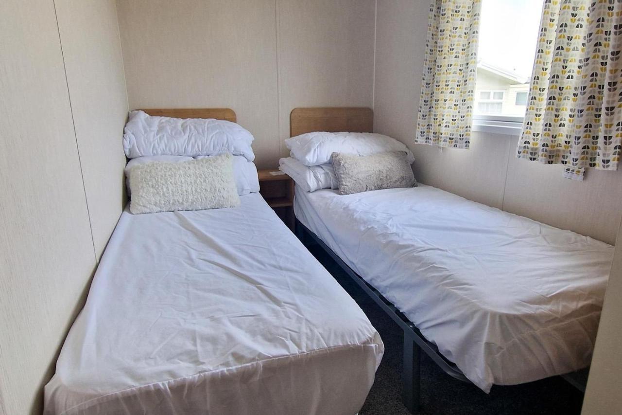 Hotel Lovely Caravan Nearby The Beach In Hunstanton, Norfolk Ref 23071C Exteriér fotografie